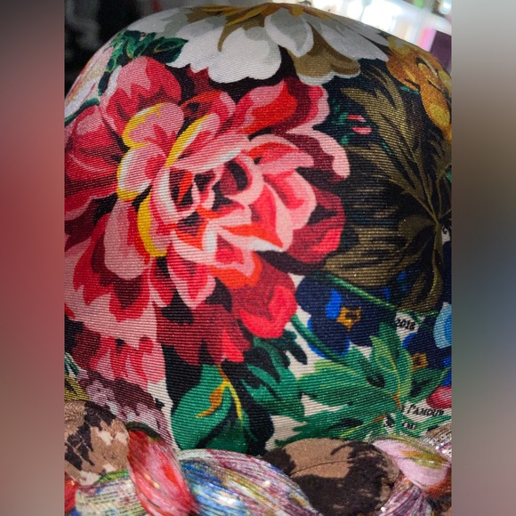 GUCCI INVITE  SIGNATURE SILK YELLOW FLORAL HAT HEAD SCARF W/CRYSTAL BOW RARE - Picture 5 of 14